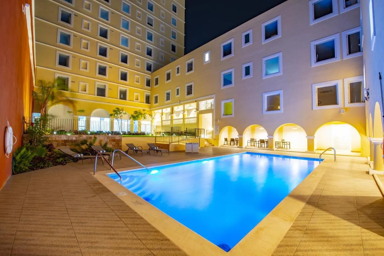 Holiday Inn Express Merida Centro By Ihg 4*,  Μεξικό